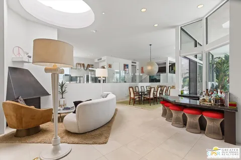 $2,585,000 | 1444 East Murray Canyon Drive, Palm Springs, CA 92264