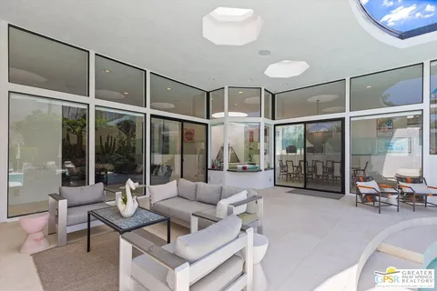 $2,585,000 | 1444 East Murray Canyon Drive, Palm Springs, CA 92264