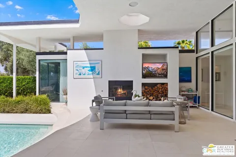 $2,585,000 | 1444 East Murray Canyon Drive, Palm Springs, CA 92264