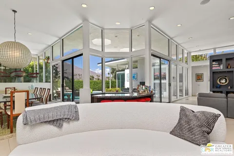 $2,585,000 | 1444 East Murray Canyon Drive, Palm Springs, CA 92264