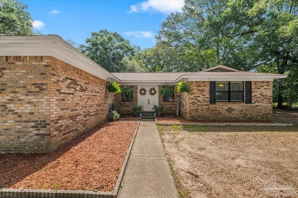 $310,000 | 6020 Oakwood Drive, Milton, FL 32570