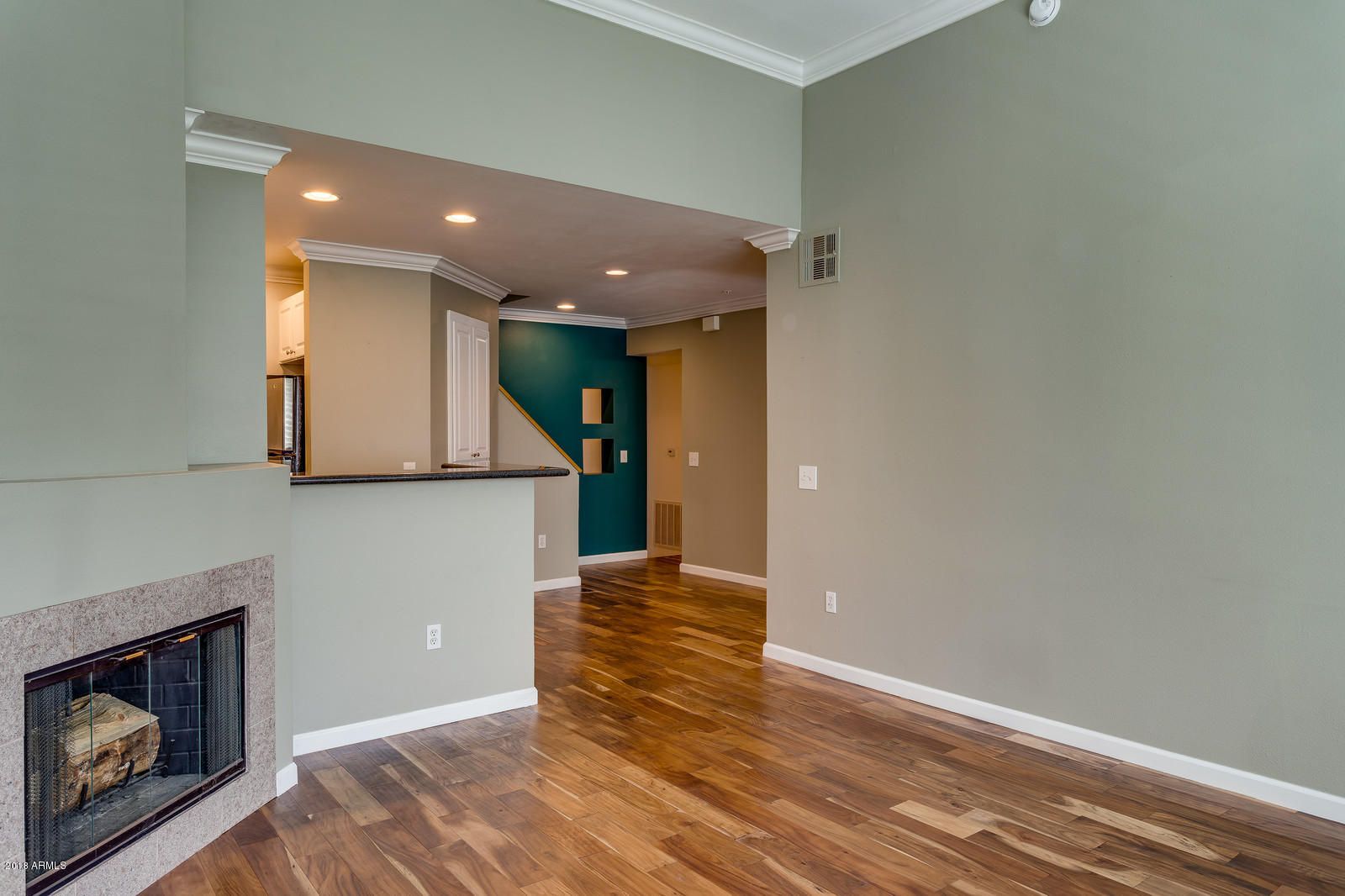 3633 North 3rd Avenue, Unit 2011 Phoenix, AZ 85013 - Photo 4 of 25 04_3633_3rd_Ave__04_mls
