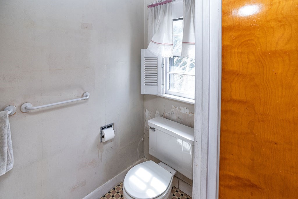 10 Houghton Road Belmont, MA 02478 - Photo 20 of 23