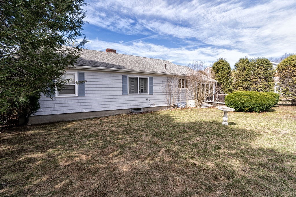 10 Houghton Road Belmont, MA 02478 - Photo 4 of 23