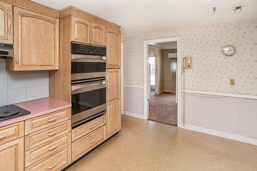 10 Houghton Road Belmont, MA 02478 - Photo 8 of 23