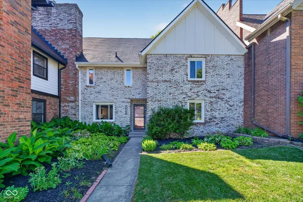 $450,000 | 10768 Downing Street, Carmel, IN 46033
