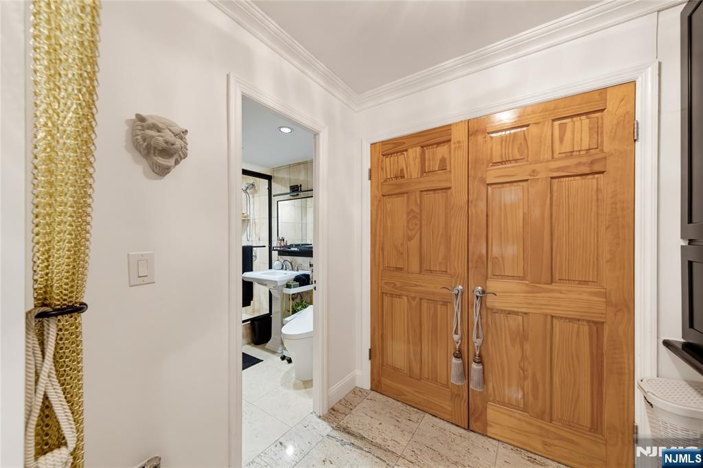 1203 River Road, Unit 1G Edgewater, NJ 07020 - Photo 13 of 22 Gallery Image 13