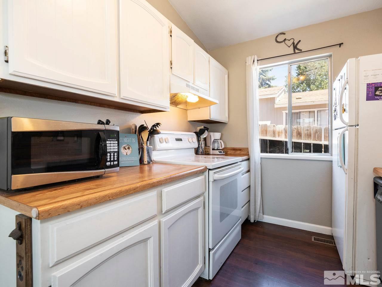 2915 Andrea Street Reno, NV 89503 - Photo 7 of 16 Photo 7