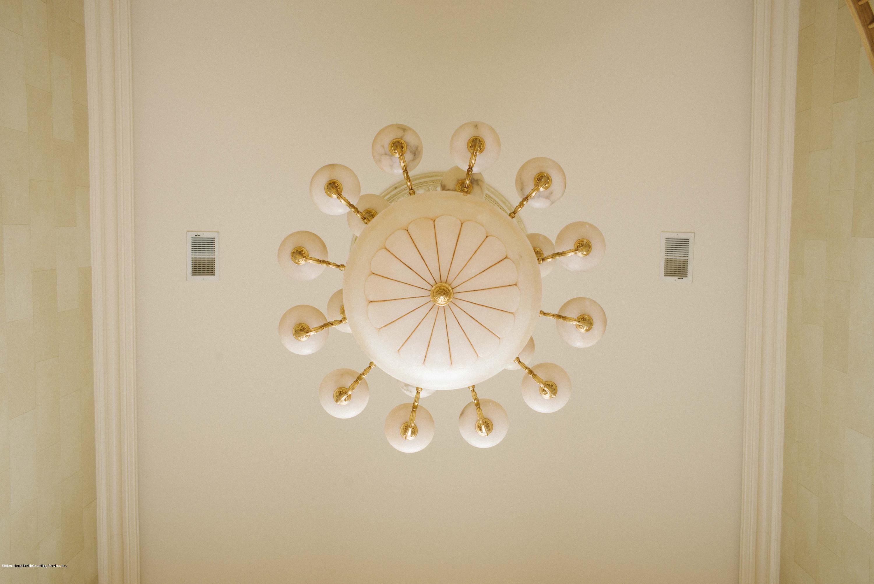 34 Summit Road Staten Island, NY 10307 - Photo 4 of 38 M2401860