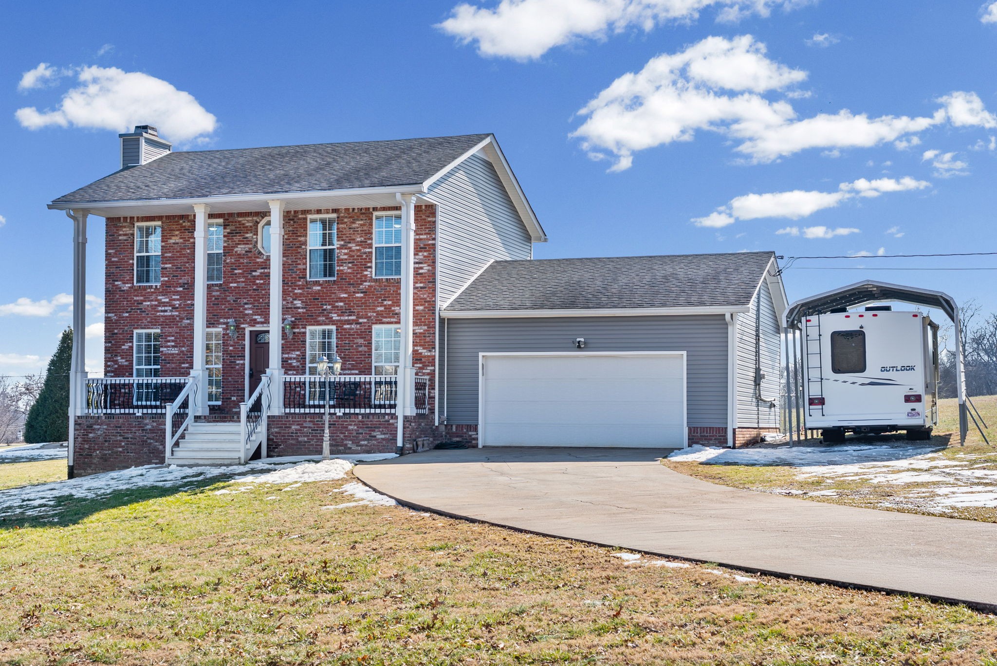 393 Martin Road Clarksville, TN 37042 - Photo 2 of 41