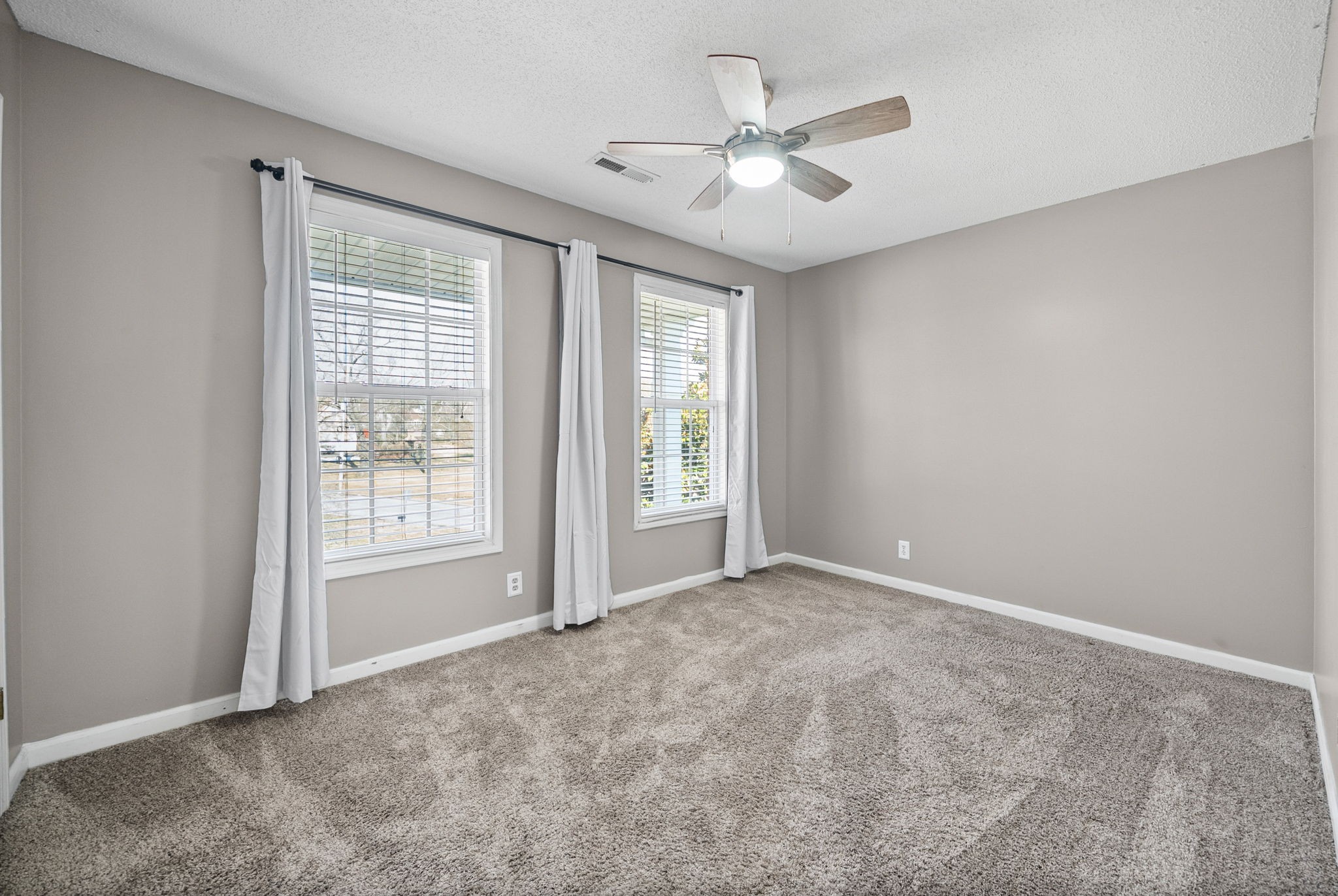 393 Martin Road Clarksville, TN 37042 - Photo 22 of 41