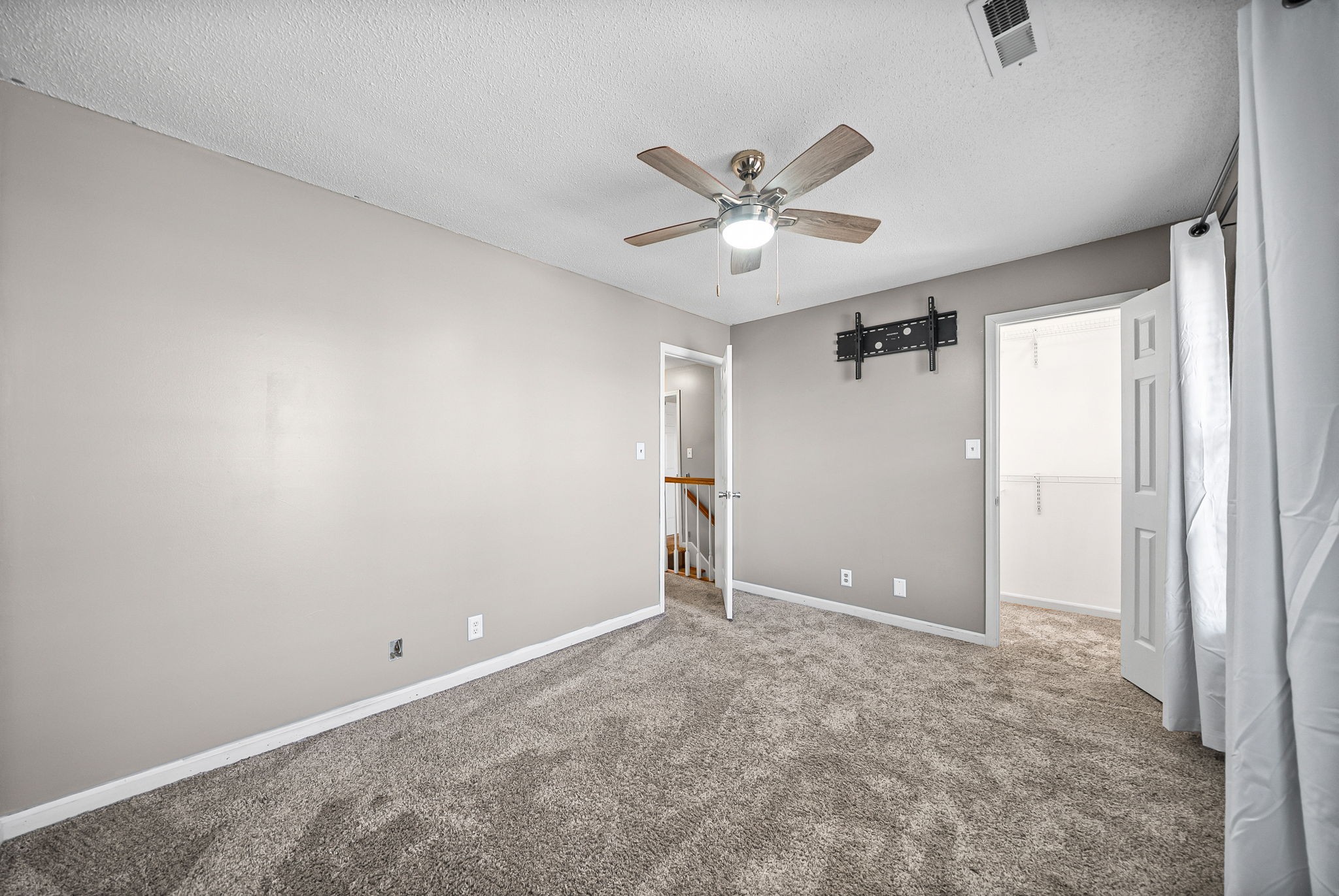 393 Martin Road Clarksville, TN 37042 - Photo 23 of 41