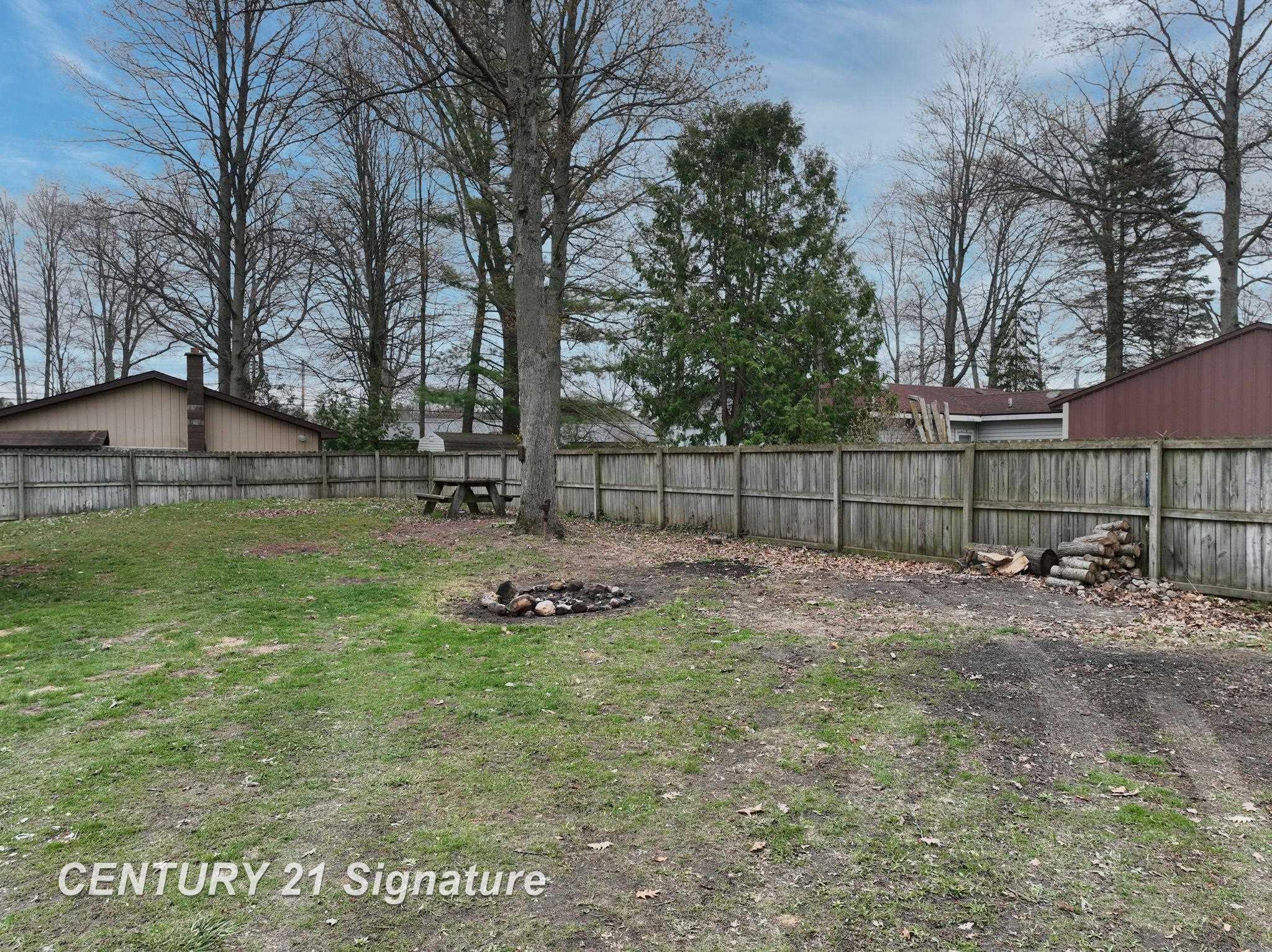 1156 Hemlock Road Beaverton, MI 48612 - Photo 3 of 21 Gallery Image 3