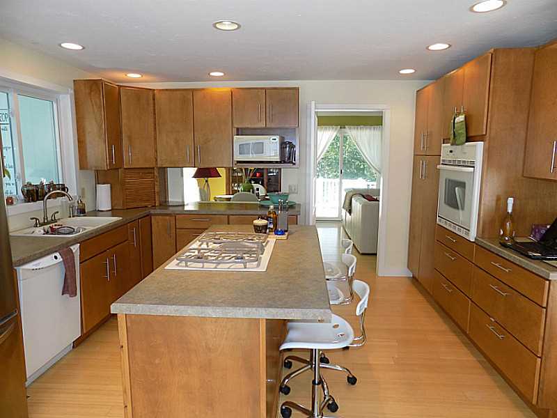 5 Mill Pond Road Exeter, RI 02822 - Photo 13 of 23 Kitchen.