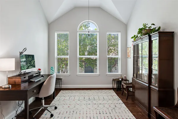 $675,000 | 106 Maxwell Way, Unit 33, Austin, TX 78738