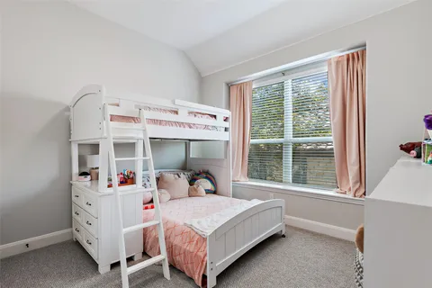 $675,000 | 106 Maxwell Way, Unit 33, Austin, TX 78738