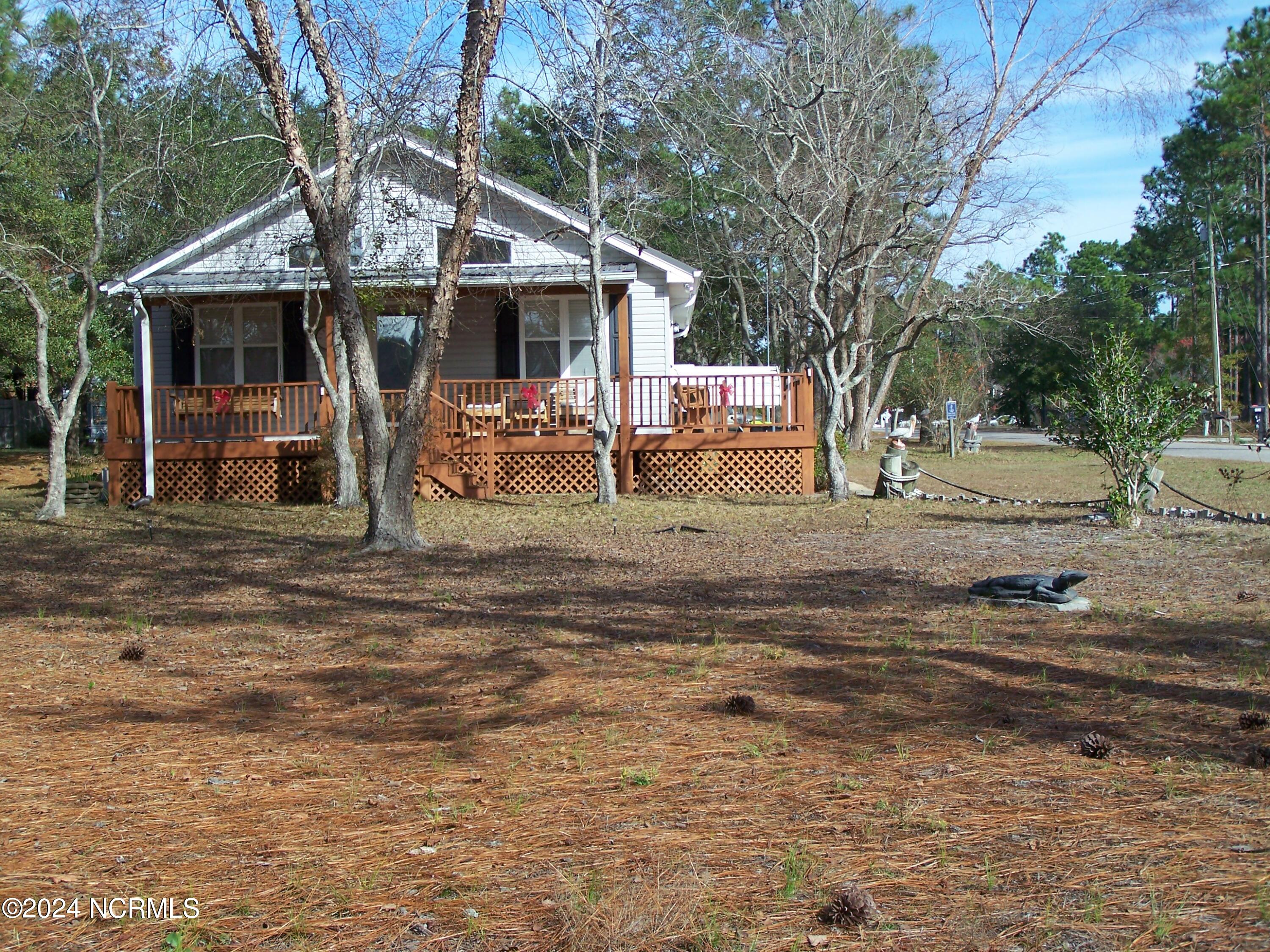 36 North Lake Drive Boiling Spring Lakes, NC 28461 - Photo 2 of 55 Front of home