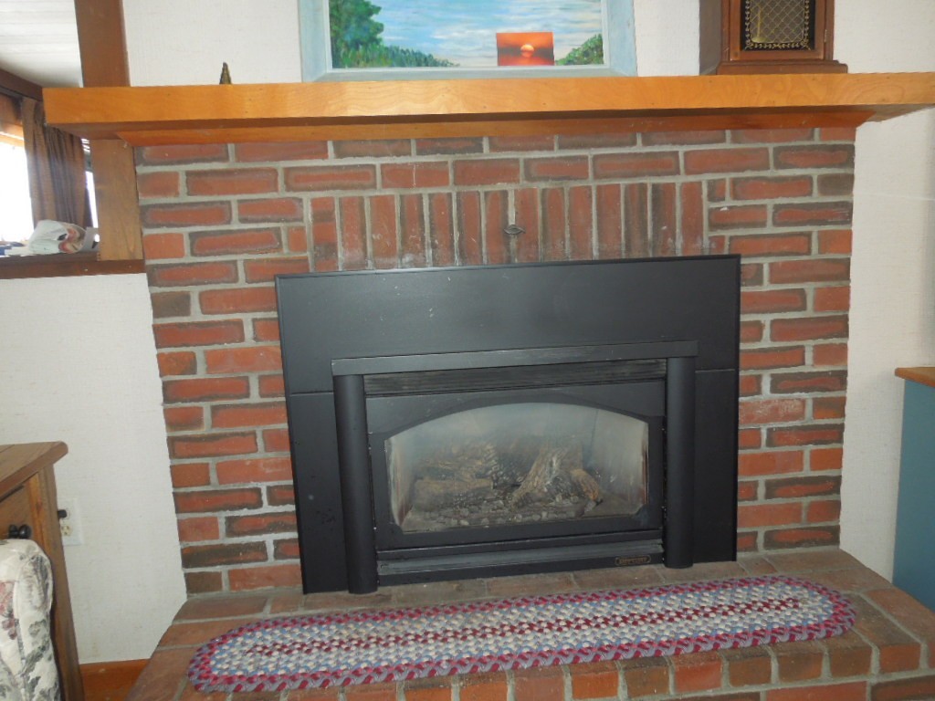 8 Murray Hill Road Chelmsford, MA 01824 - Photo 3 of 23
