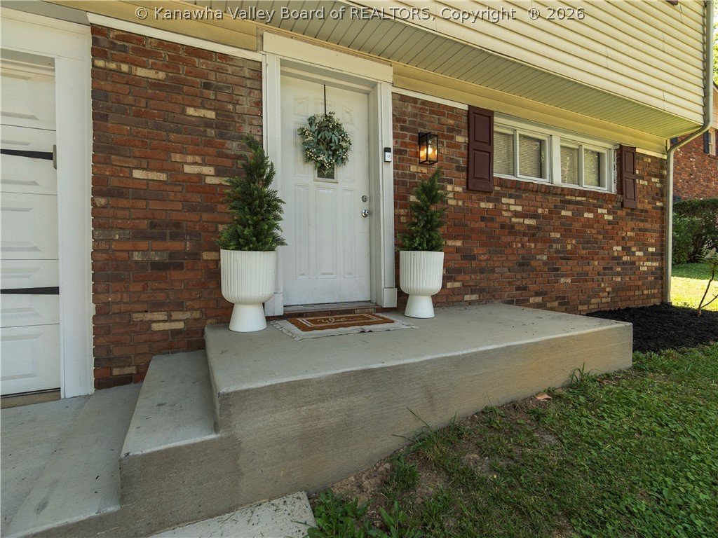 2832 Saltwell Road Huntington, WV 25705 - Photo 5 of 46 Gallery Image 5