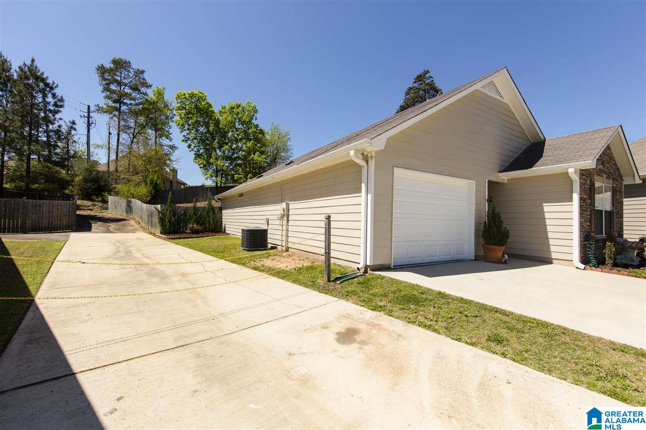 247 Carrington Lane Calera, AL 35040 - Photo 3 of 33