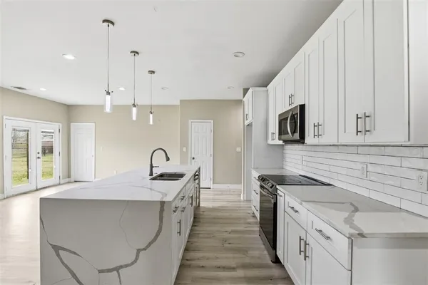 $340,000 | 2204 Albert Broadfoot Street, Bonham, TX 75418