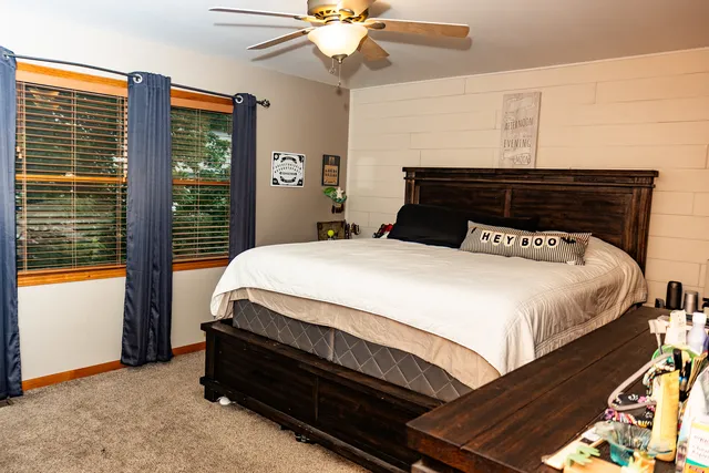 $359,900 | 6916 Astoria Drive, Plainfield, IL 60586