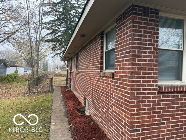 4915 East 14th Street Indianapolis, IN 46201 - Photo 4 of 27