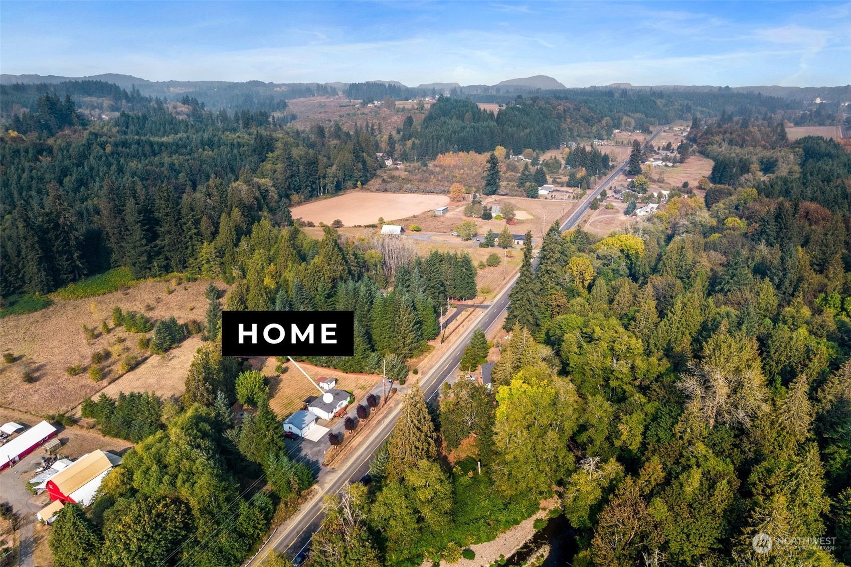 824 Winlock-Vader Road Winlock, WA 98596 - Photo 6 of 36 a view of a city and mountains