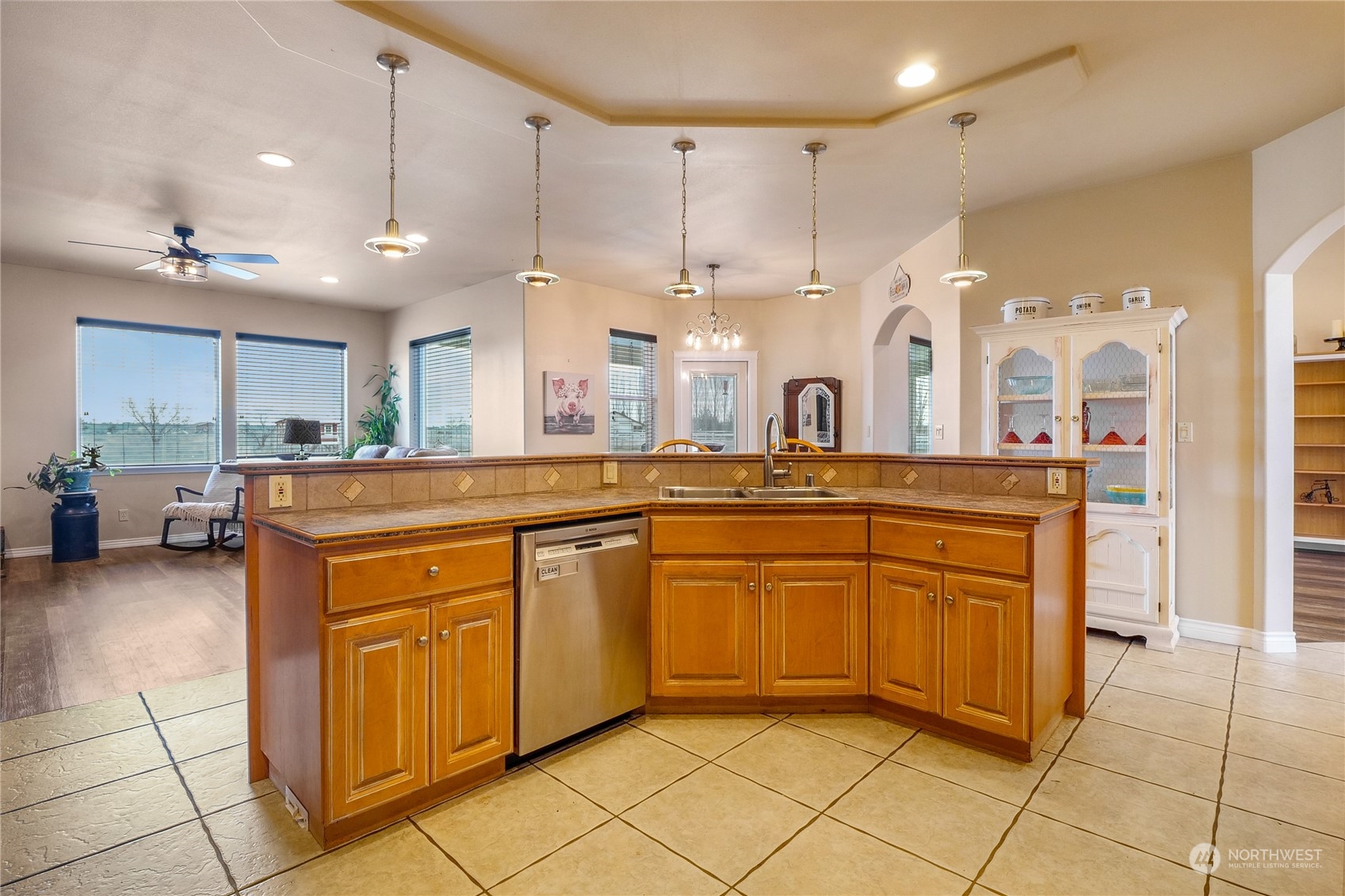 6677 D 8th Road Northeast Moses Lake, WA 98837 - Photo 13 of 40 Gallery Image 13
