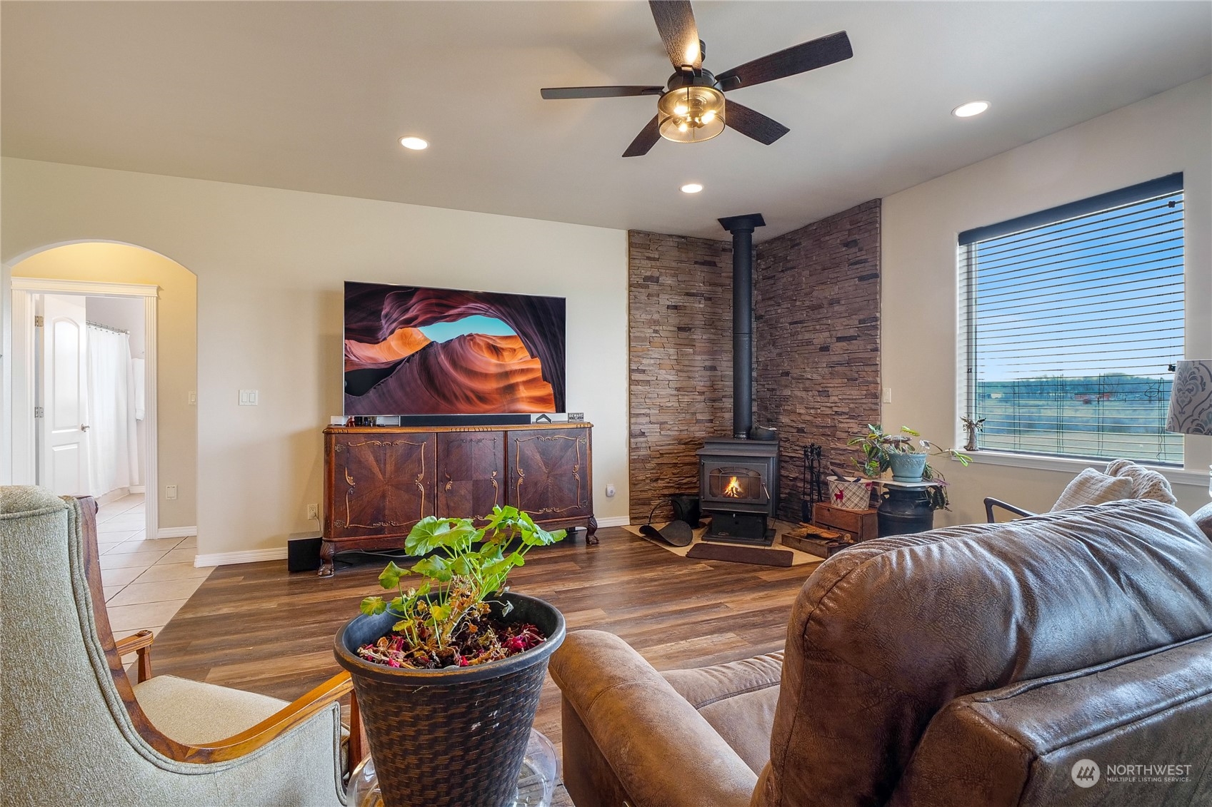 6677 D 8th Road Northeast Moses Lake, WA 98837 - Photo 17 of 40 Gallery Image 17