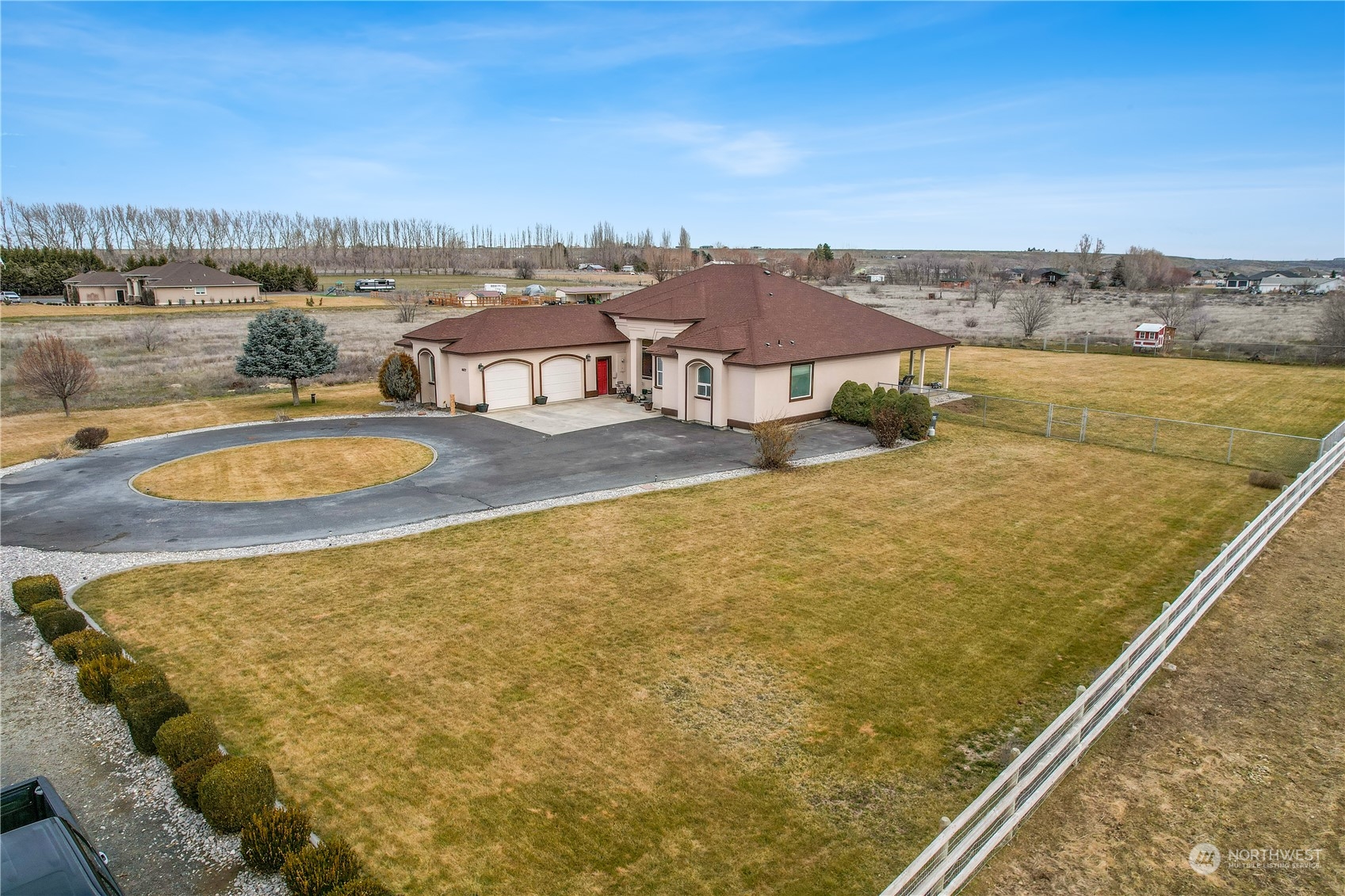 6677 D 8th Road Northeast Moses Lake, WA 98837 - Photo 3 of 40 Gallery Image 3