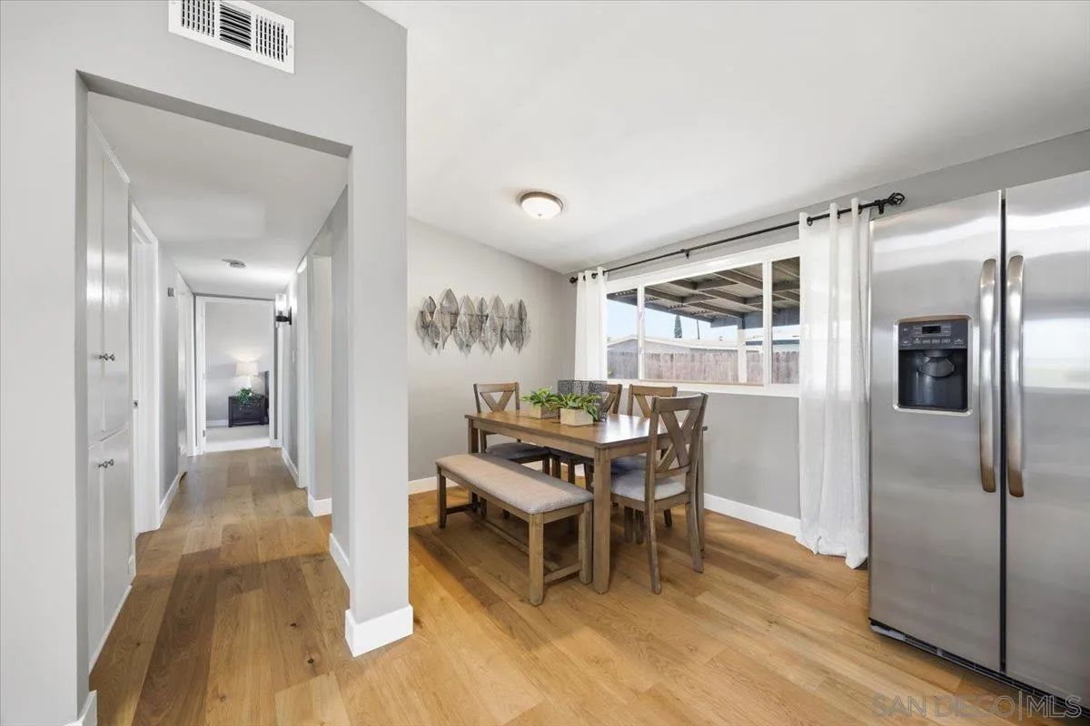 536 Rogue Road El Cajon, CA 92020 - Photo 8 of 26 Gallery Image 8