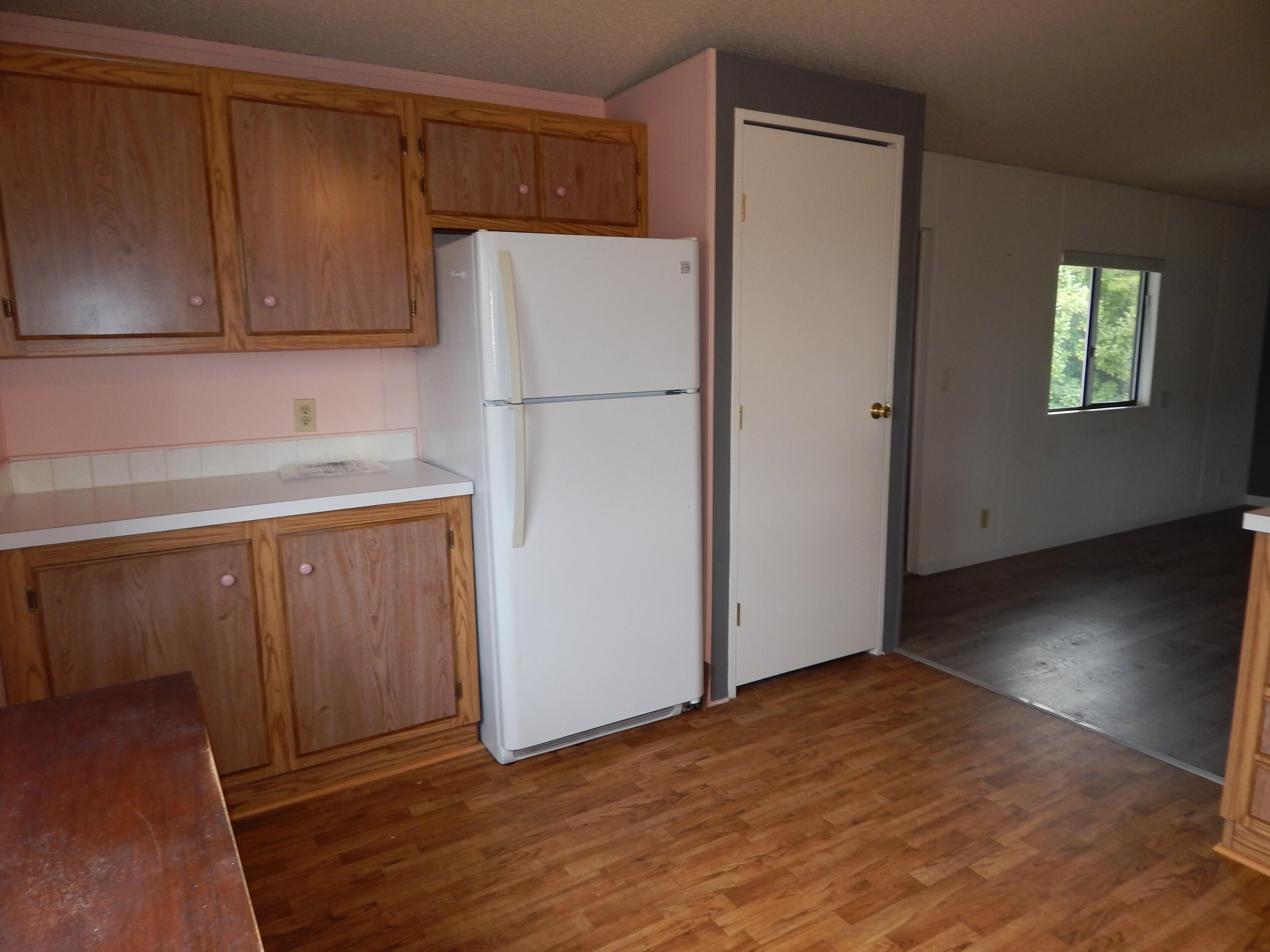 255 Colver Road, Unit 87 Talent, OR 97540 - Photo 5 of 20 Pantry