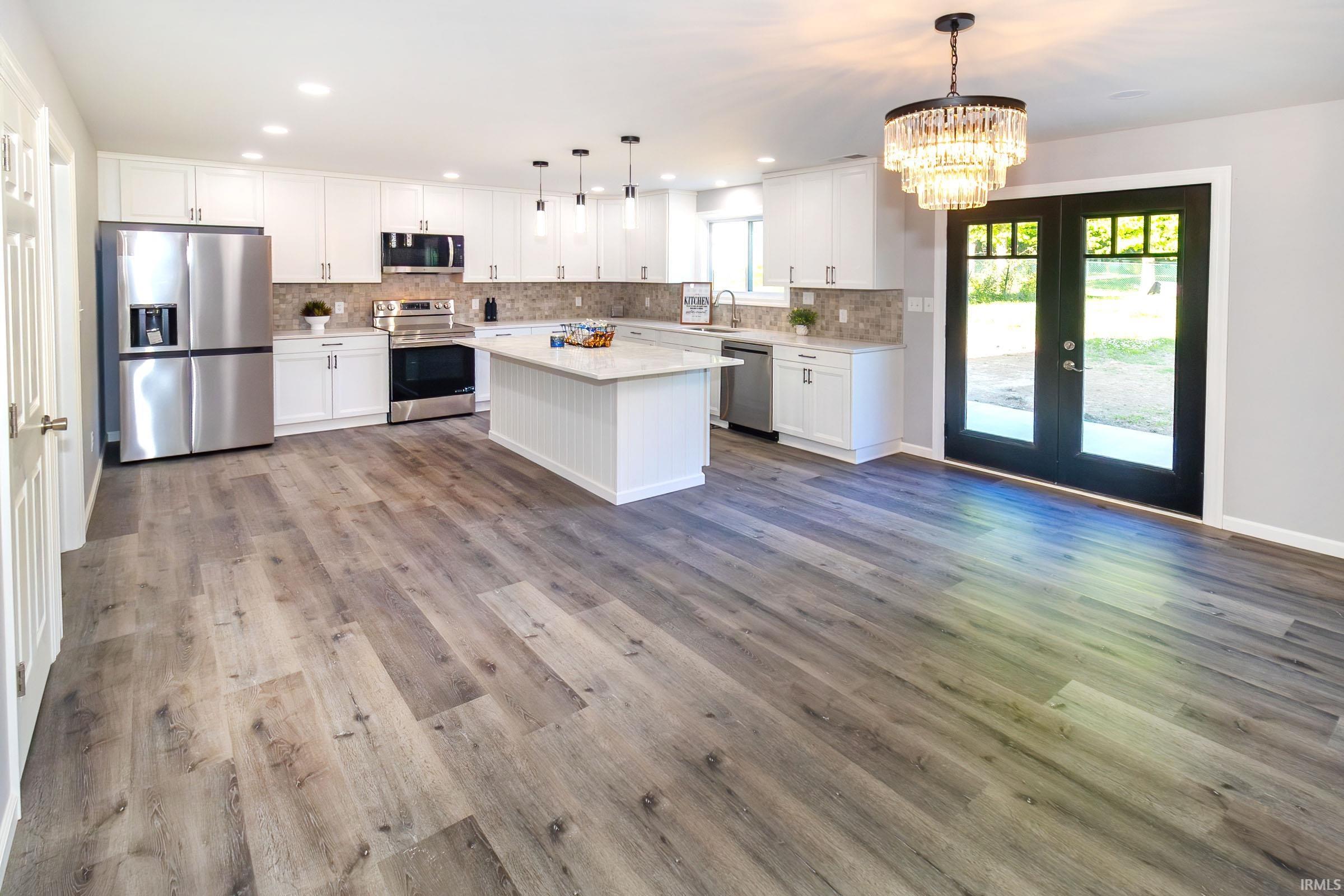 922 Russell Road Chandler, IN 47610 - Photo 9 of 36