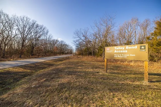 $225,000 | 9539 Northeast 866 Road, Lowry City, MO 64763