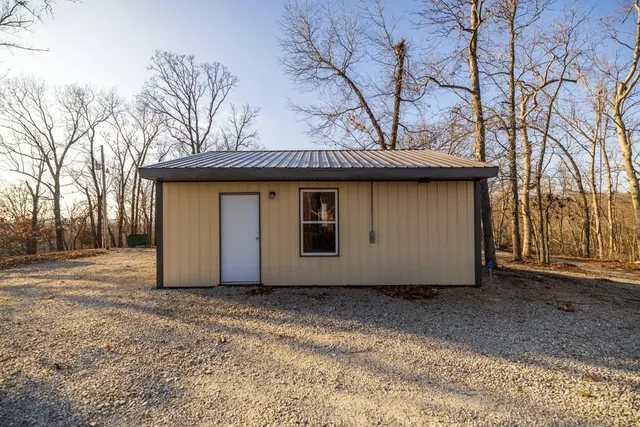 $225,000 | 9539 Northeast 866 Road, Lowry City, MO 64763