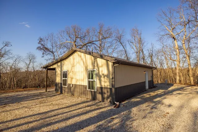 $225,000 | 9539 Northeast 866 Road, Lowry City, MO 64763