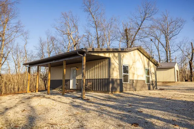 $225,000 | 9539 Northeast 866 Road, Lowry City, MO 64763