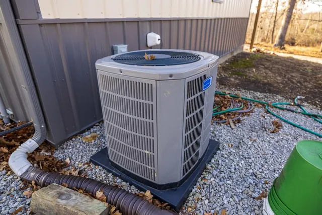 $225,000 | 9539 Northeast 866 Road, Lowry City, MO 64763