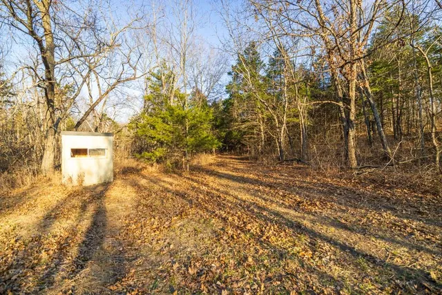 $225,000 | 9539 Northeast 866 Road, Lowry City, MO 64763