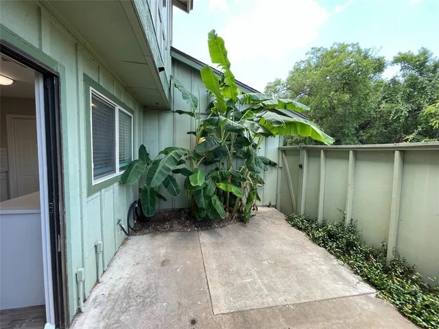 $1,750 | 5061 Fort Clark Drive, Austin, TX 78745