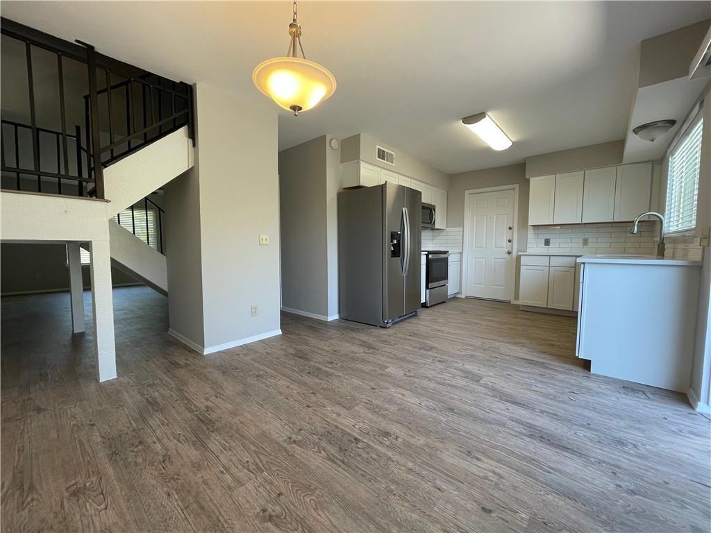 5061 Fort Clark Drive Austin, TX 78745 - Photo 7 of 20