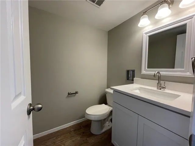 $1,750 | 5061 Fort Clark Drive, Austin, TX 78745