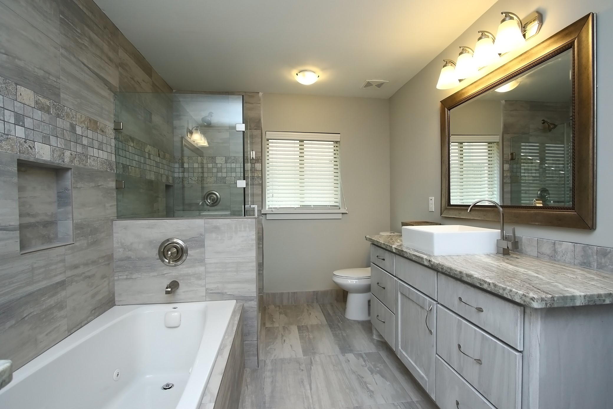 5250 Birdwood Road Houston, TX 77096 - Photo 16 of 30