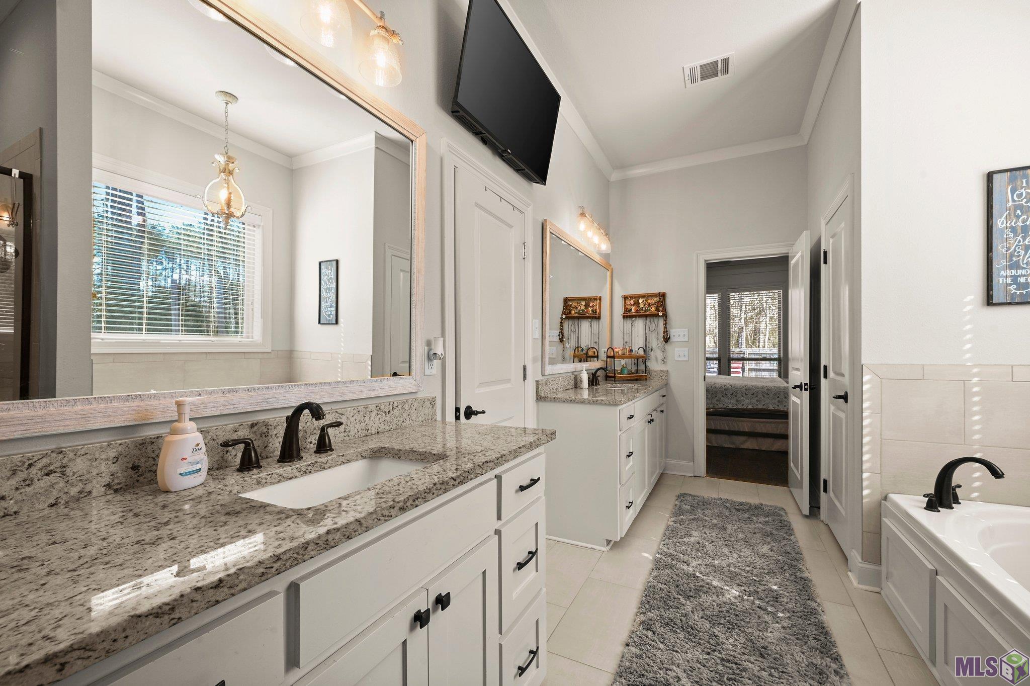 34830 Clinton Allen Road Denham Springs, LA 70706 - Photo 9 of 11