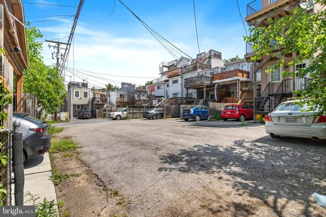 $2,150 | 1525 Light Street, Baltimore, MD 21230
