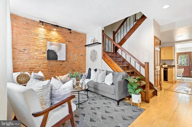 $2,150 | 1525 Light Street, Baltimore, MD 21230