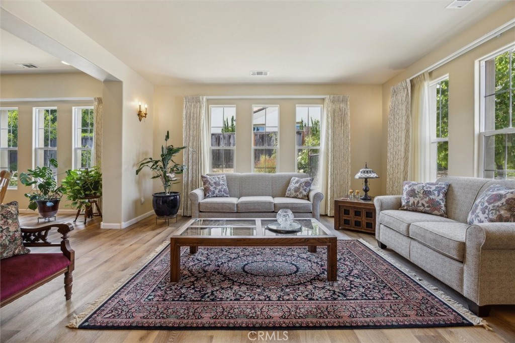 934 Salida Del Sol Paso Robles, CA 93446 - Photo 4 of 40