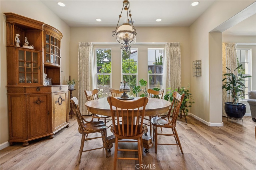 934 Salida Del Sol Paso Robles, CA 93446 - Photo 7 of 40