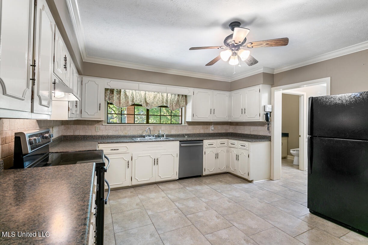 2734 Spring Branch Road Pickens, MS 39146 - Photo 18 of 58 2734 Spring branch final-13